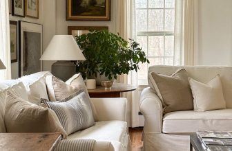 5 Cozy Lamp Scroll Stoppers