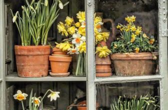 5 Spring Floral Scroll Stoppers – Cozy Cottage Spring Decor