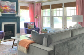 A Pink Wallpapered Walk-In Closet? Yes, Please!